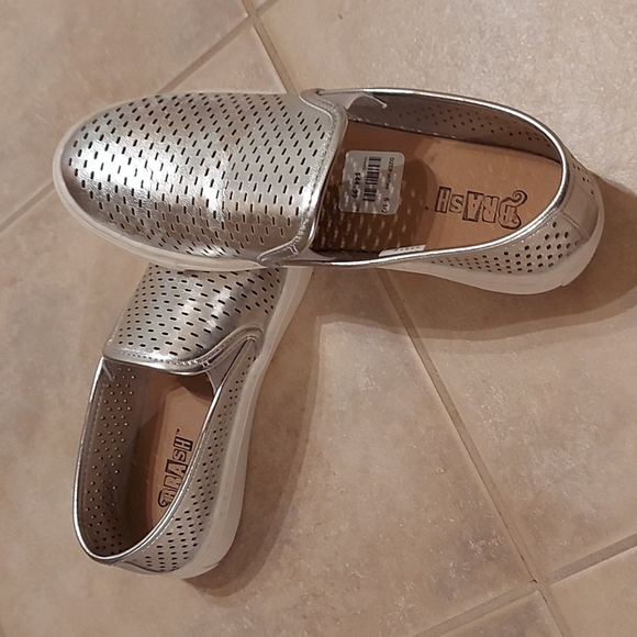 Loafers - Picture 1 of 5